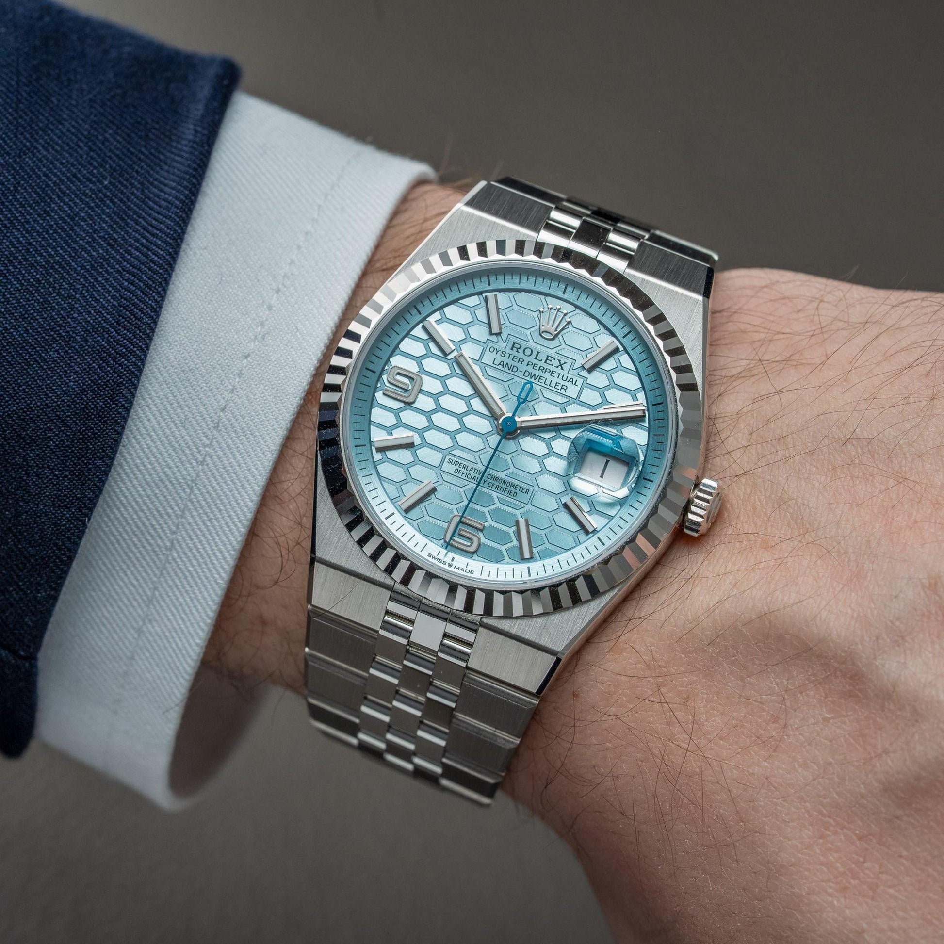 Rolex  Land dweller