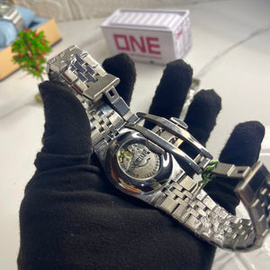 Rolex  Land dweller